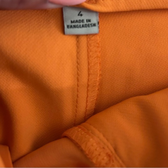 A New Day Orange Pleated High Rise Trouser Shorts Size 4 - Picture 4 of 6